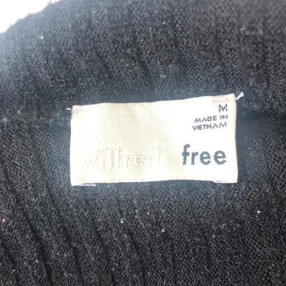 Black turtle neck dress or Long top - Picture 5 of 6